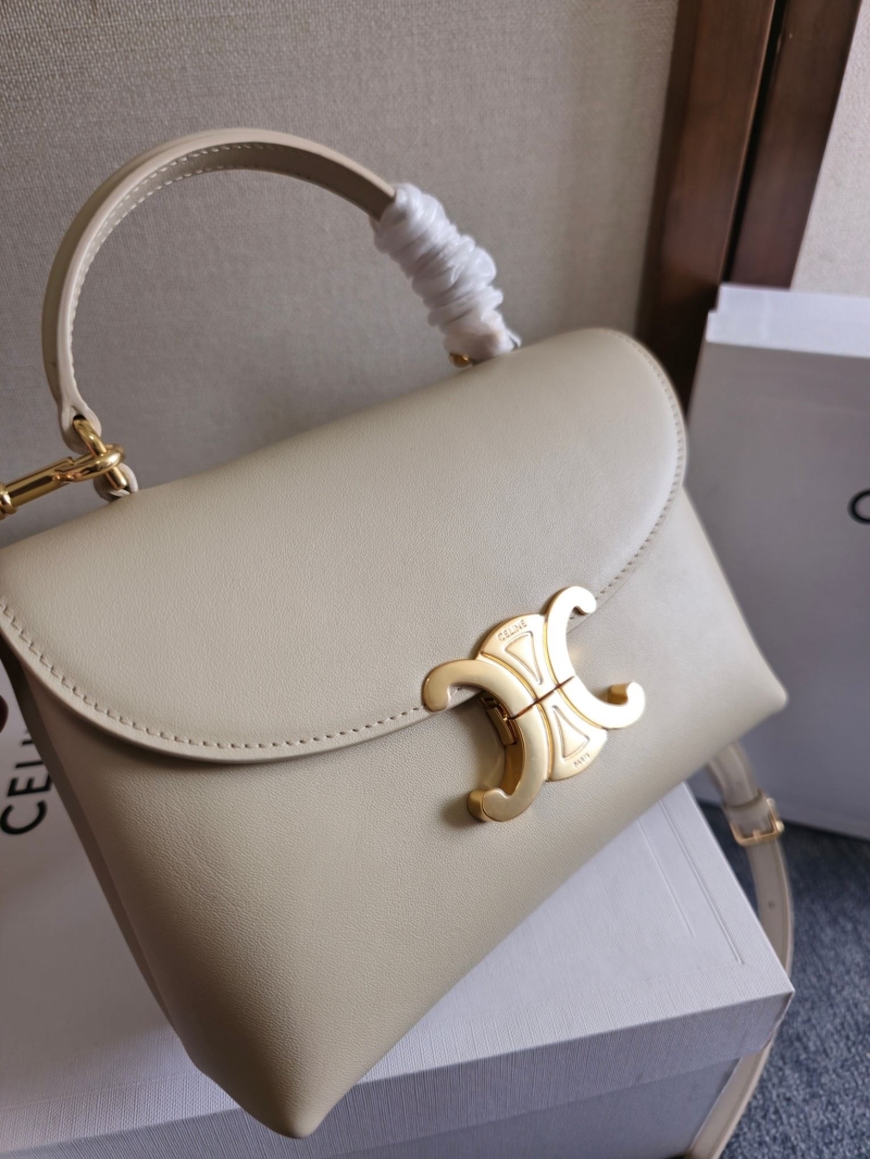 Ce1i*e kelly bags